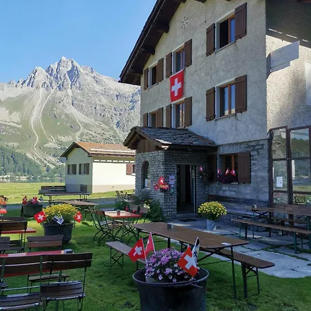 Ristorante Lagrev Hotel