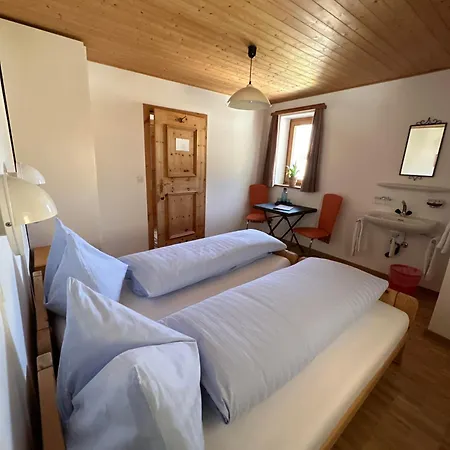 מלון Ristorante Lagrev