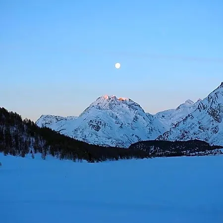 Hotel Ristorante Lagrev Maloja
