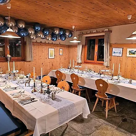 Hotel Ristorante Lagrev 2*