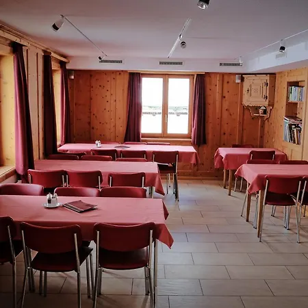 Ristorante Lagrev Hotel