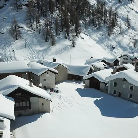 Ristorante Lagrev Отель 2*