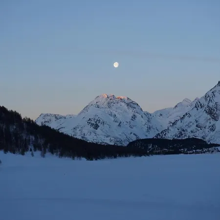 Hotel Ristorante Lagrev Maloja