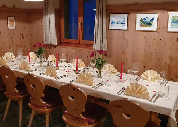 מלון Ristorante Lagrev 2*